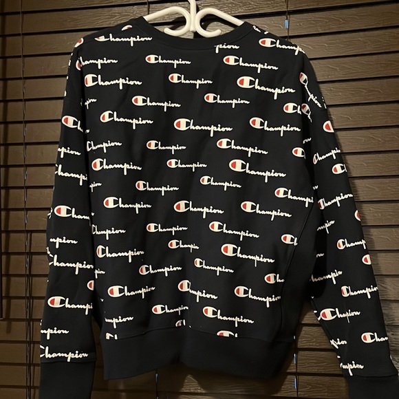 Champion Reverse Weave Crew Sweatshirt - Picture 6 of 6